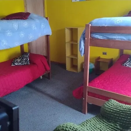 Hostal Y Residencial El Mundial Puerto Natales Exterior photo